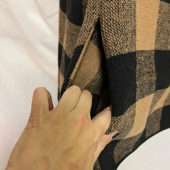 Brown and Black Plaid Cardigan Womens Size Small - Picture 4 of 5